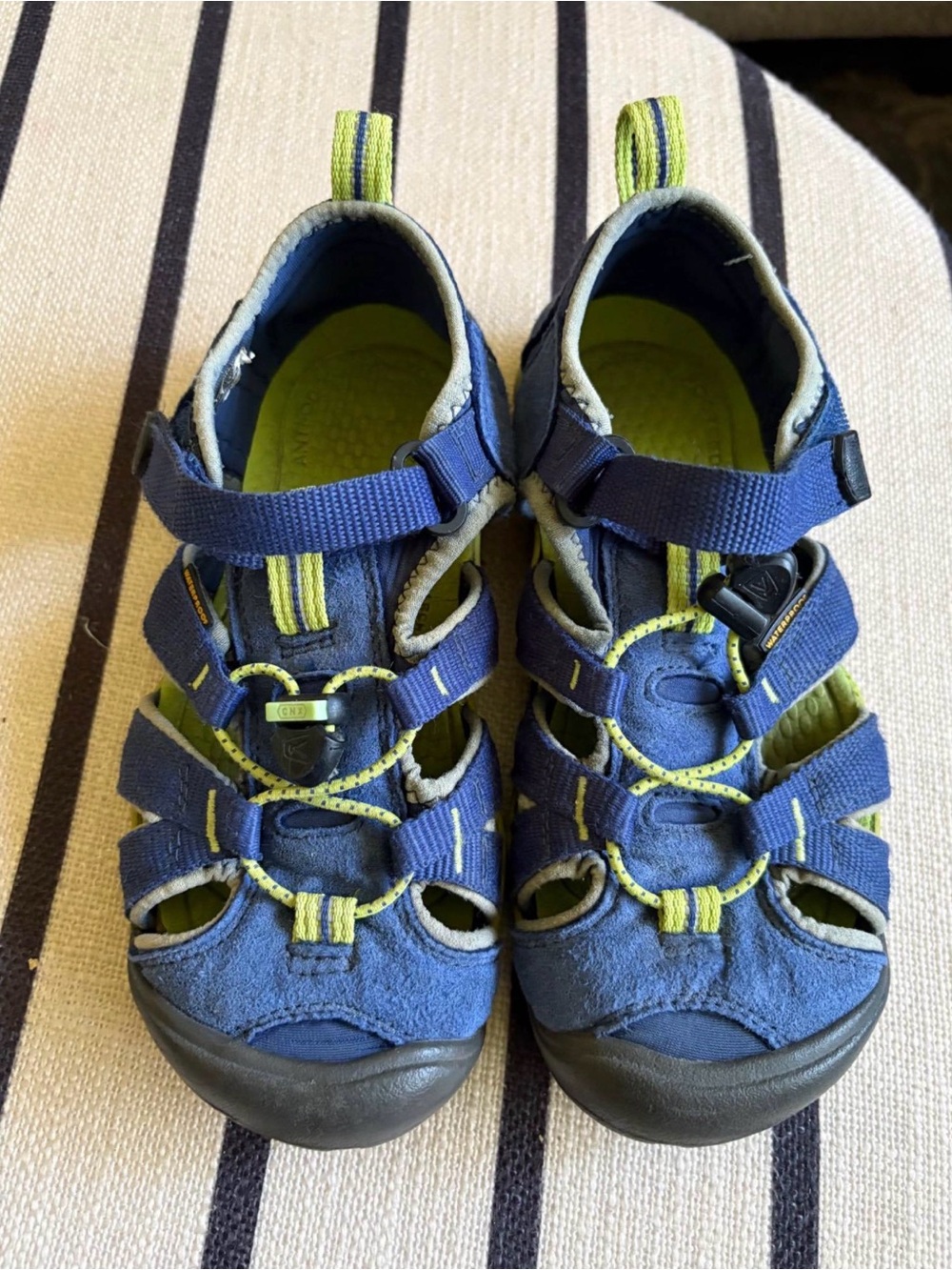 Kids Keen sandals